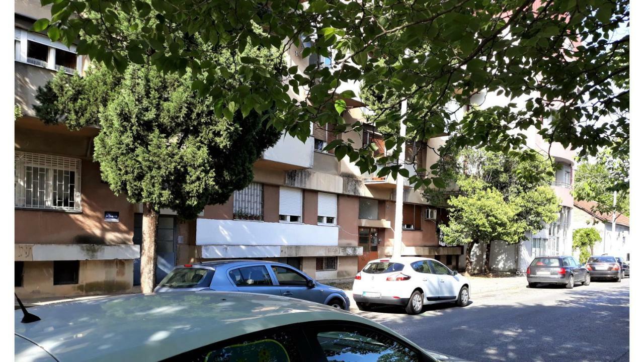 Stan U Centru Apartman Podgorica Kültér fotó